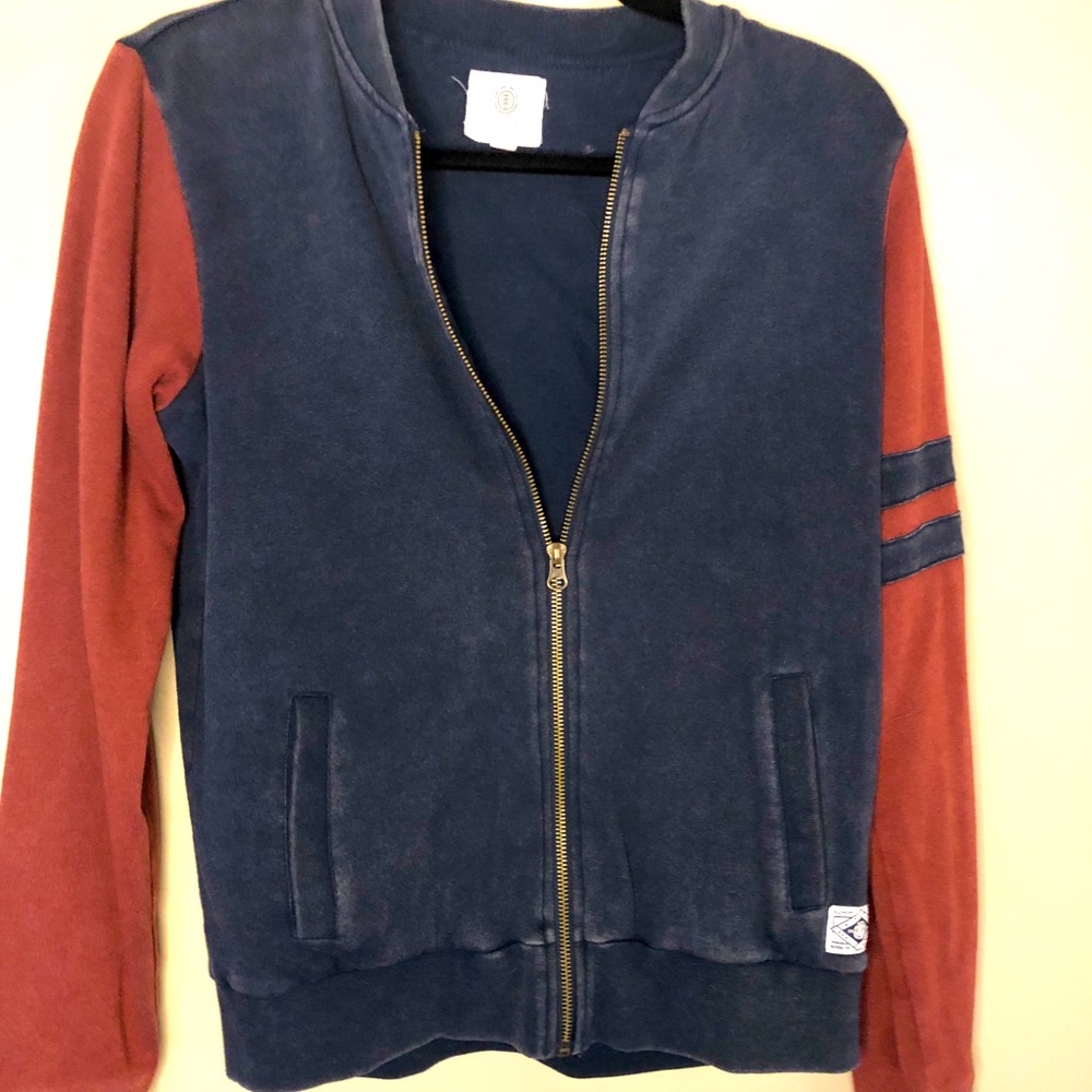Element faded blue and red jacket